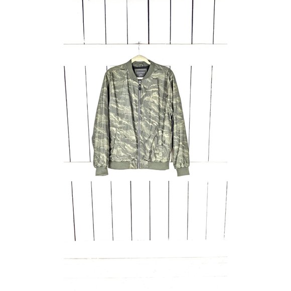 Army green camo camouflage satin bomber jacket - Picture 6 of 6